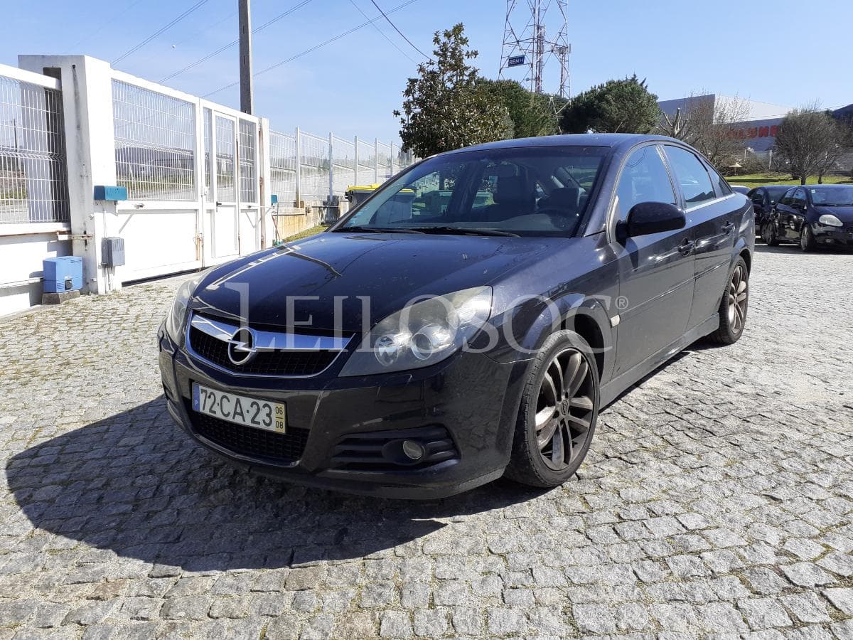 Opel Vectra C 1.9 CDTI · Ano 2006 — imagem 3