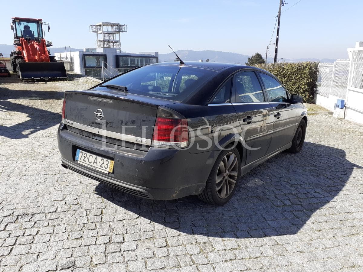 Opel Vectra C 1.9 CDTI · Ano 2006 — imagem 6