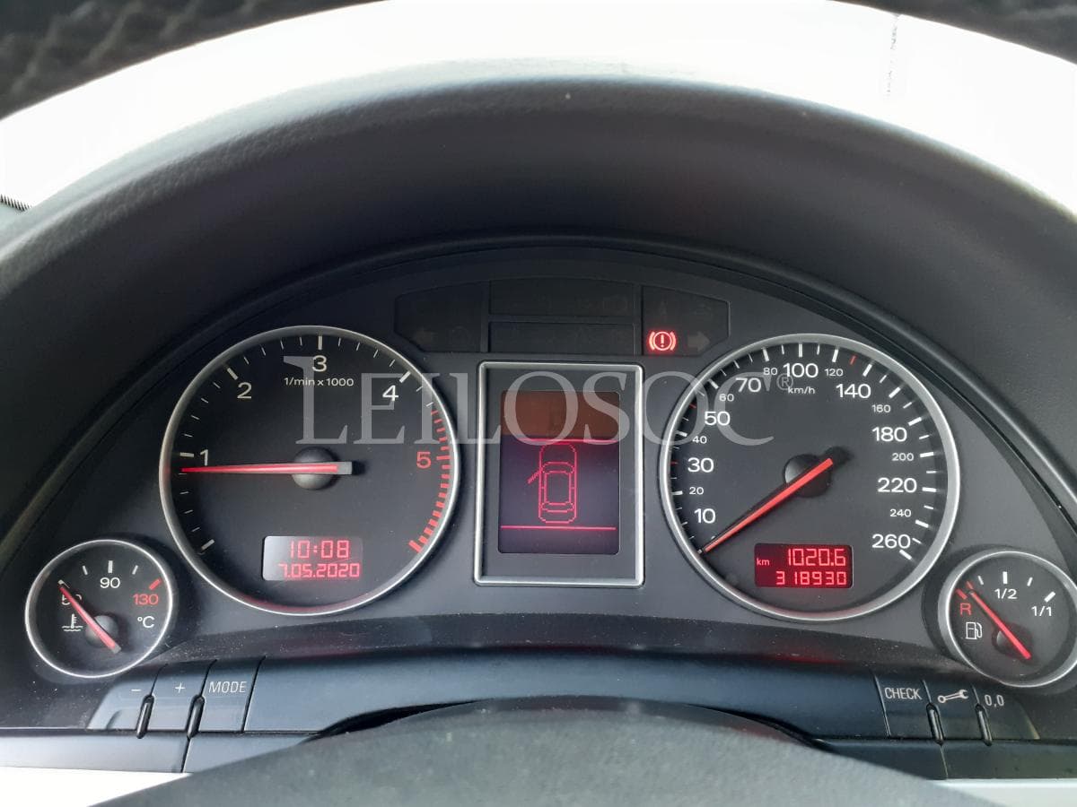 Audi A4 1.9 TDI · Ano 2003 — imagem 5