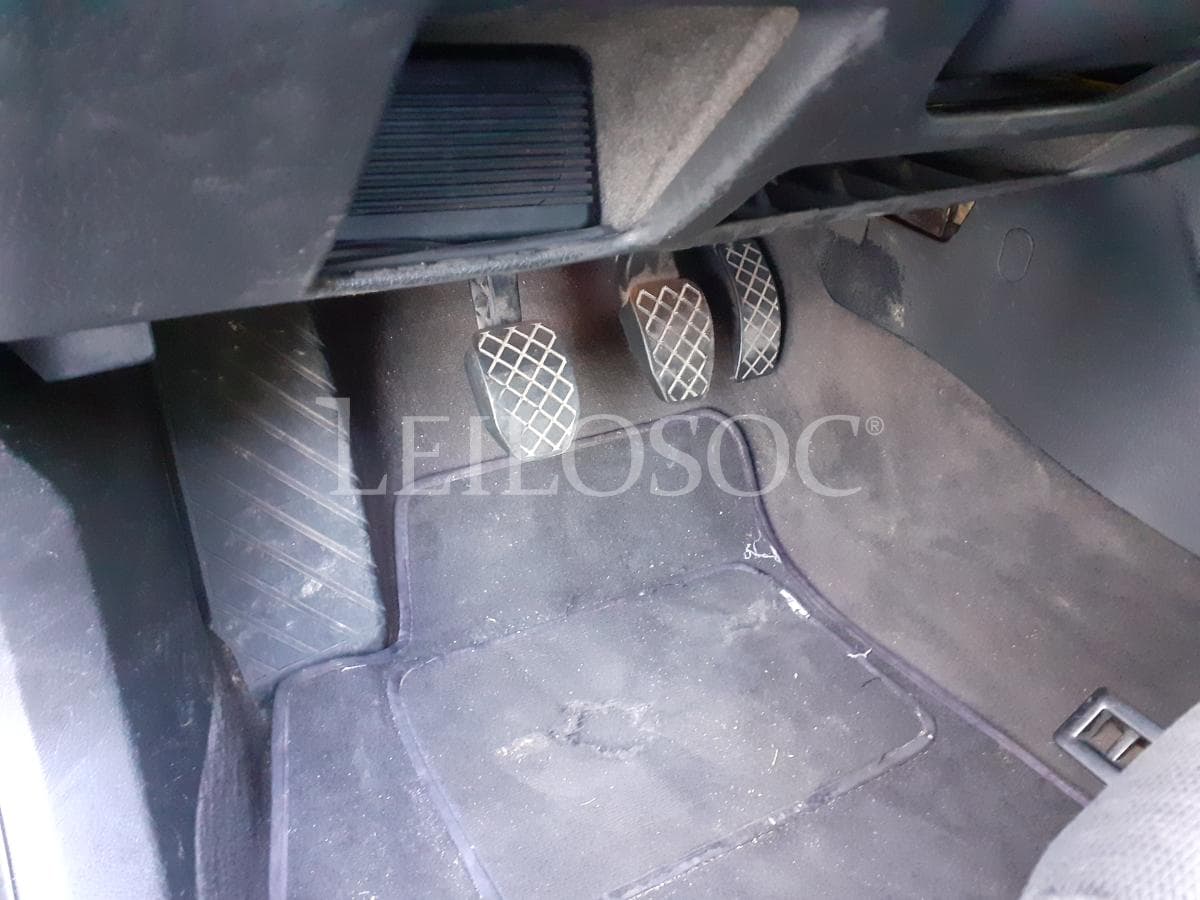 Audi A4 1.9 TDI · Ano 2003 — imagem 17