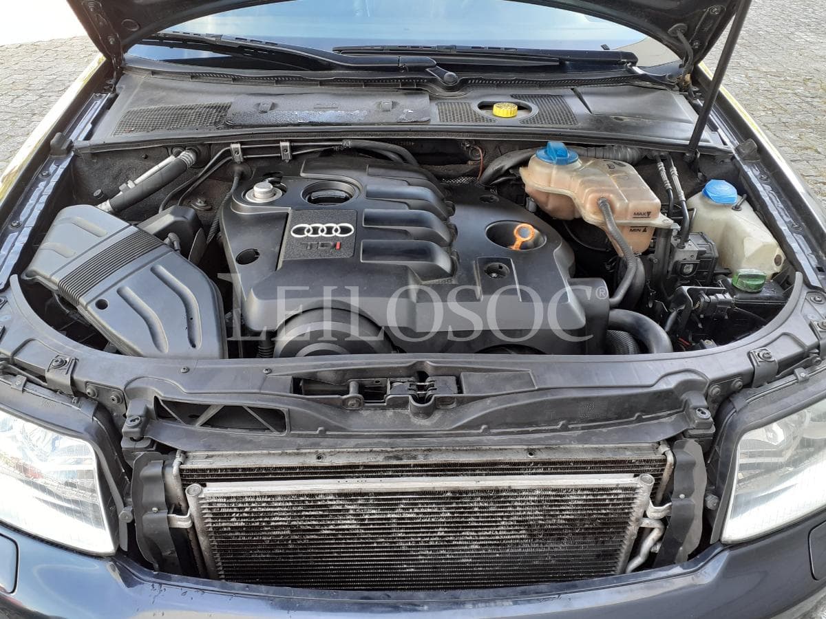 Audi A4 1.9 TDI · Ano 2003 — imagem 19