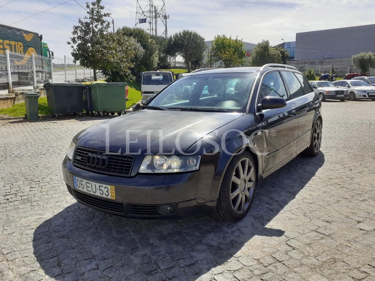 Audi A4 1.9 TDI · Ano 2003 — imagem 3