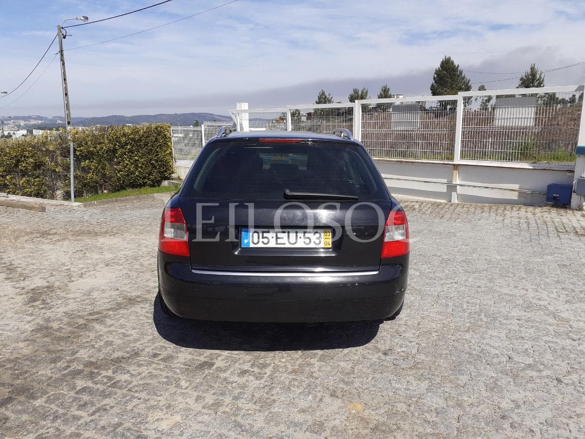 Audi A4 1.9 TDI · Ano 2003 — imagem 27