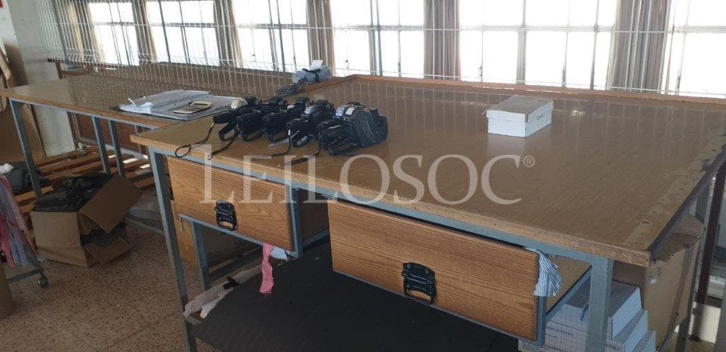 Equipamentos p/ Indústria Têxtil + Equipamento de Escritório — imagem 25