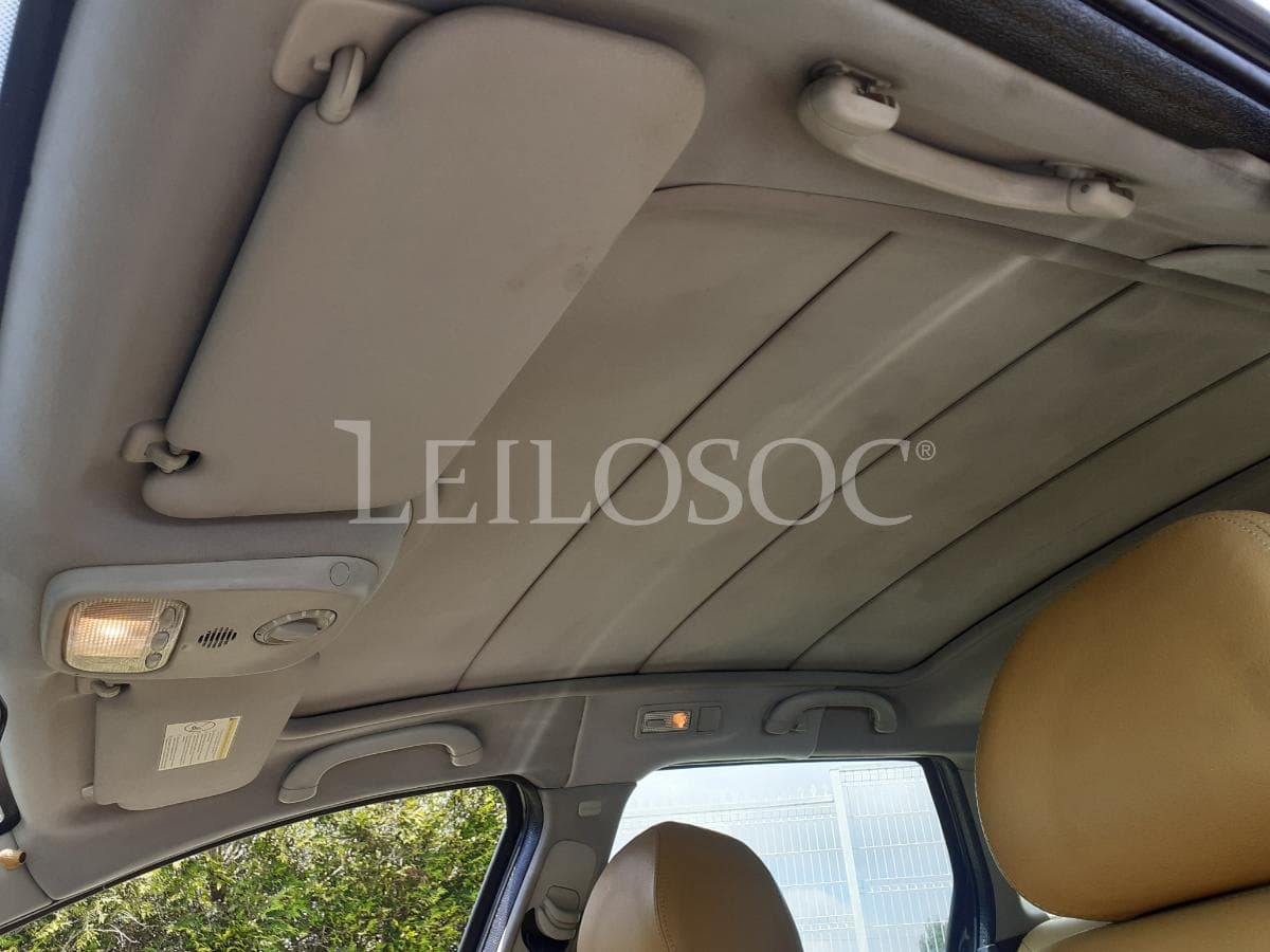 Peugeot 407 SW 1.6 HDI · Ano 2006 — imagem 16