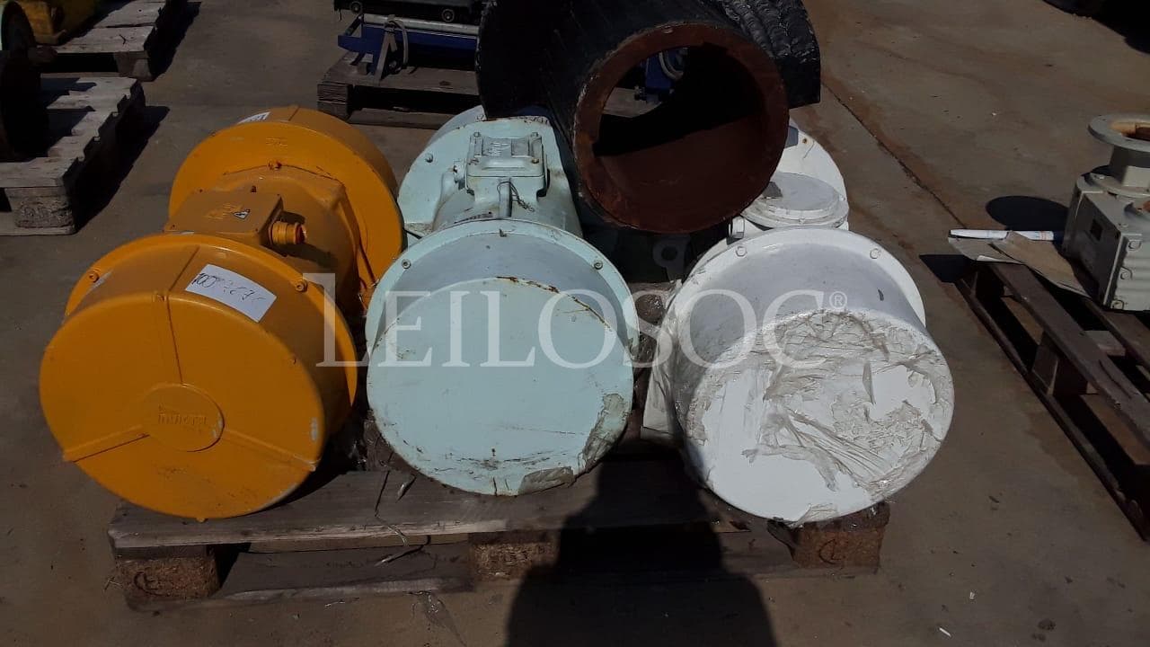 Motores e estruturas metálicas ·