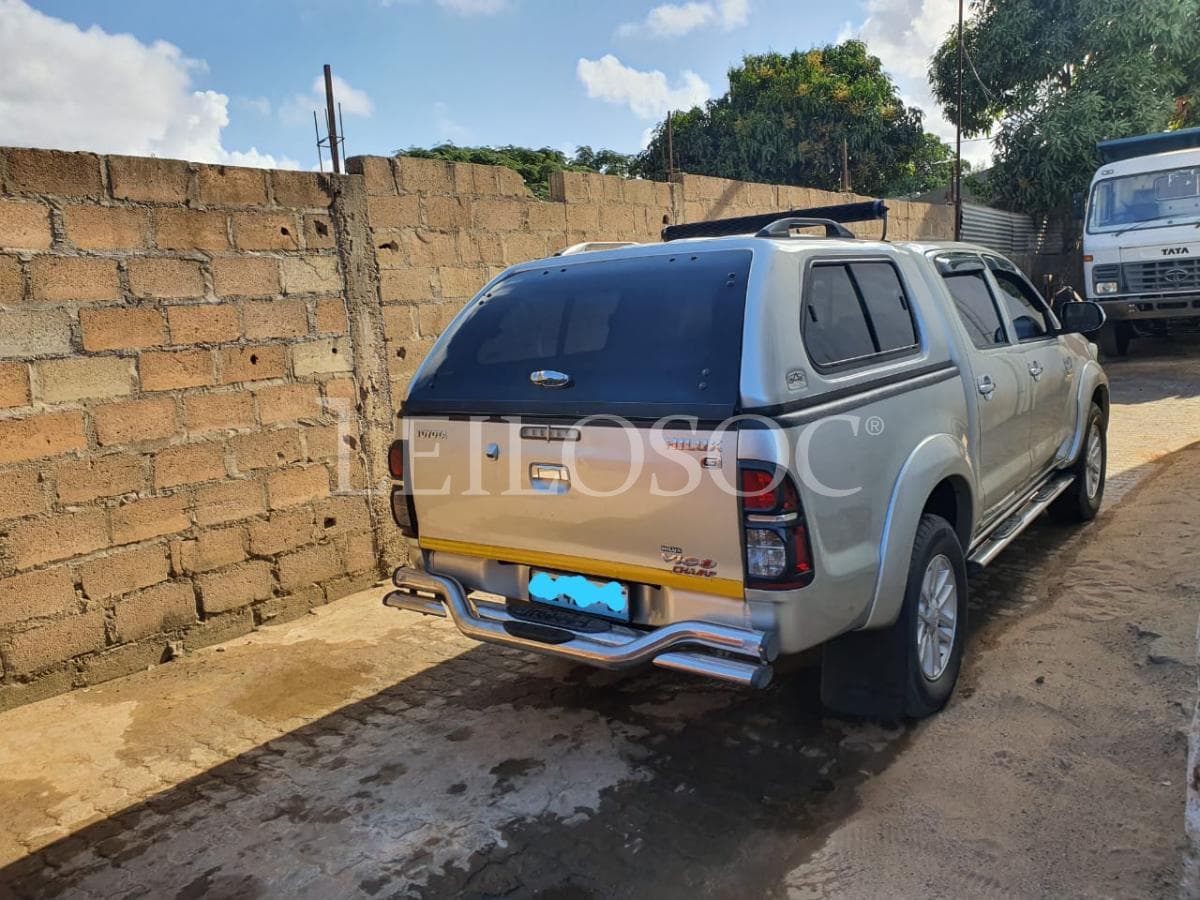 Toyota Hilux D4D · — imagem 9