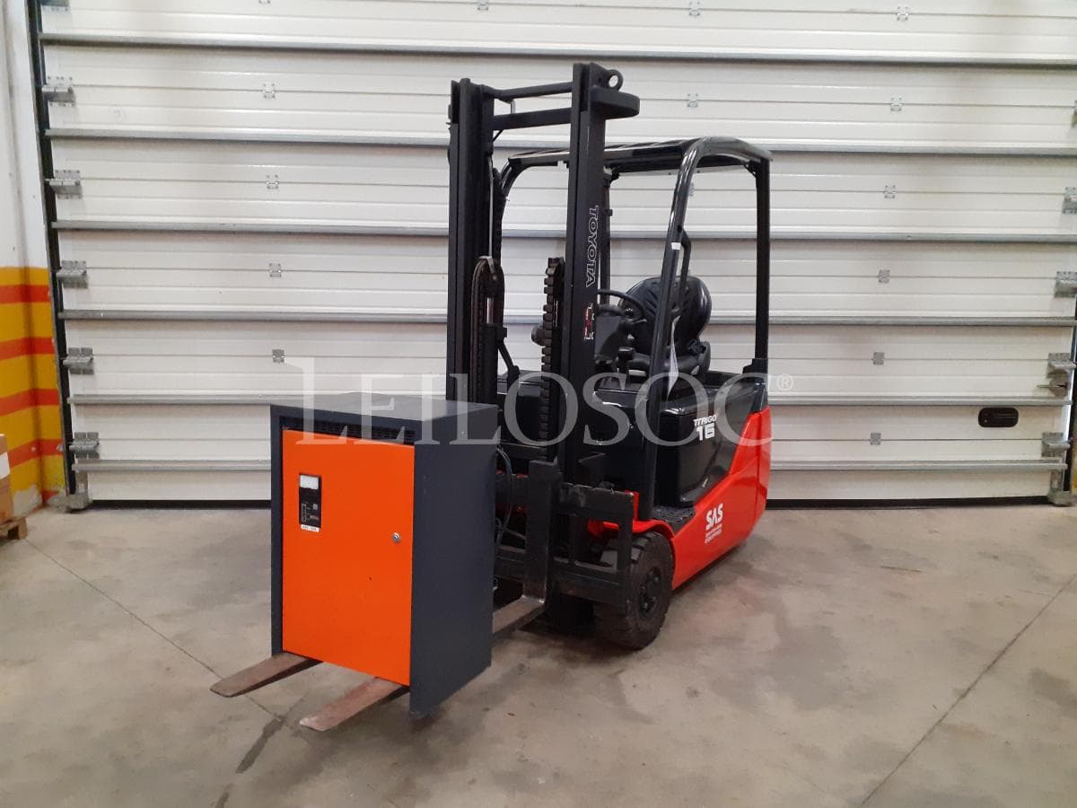Empilhador Elétrico Toyota · 1600kg — image 3