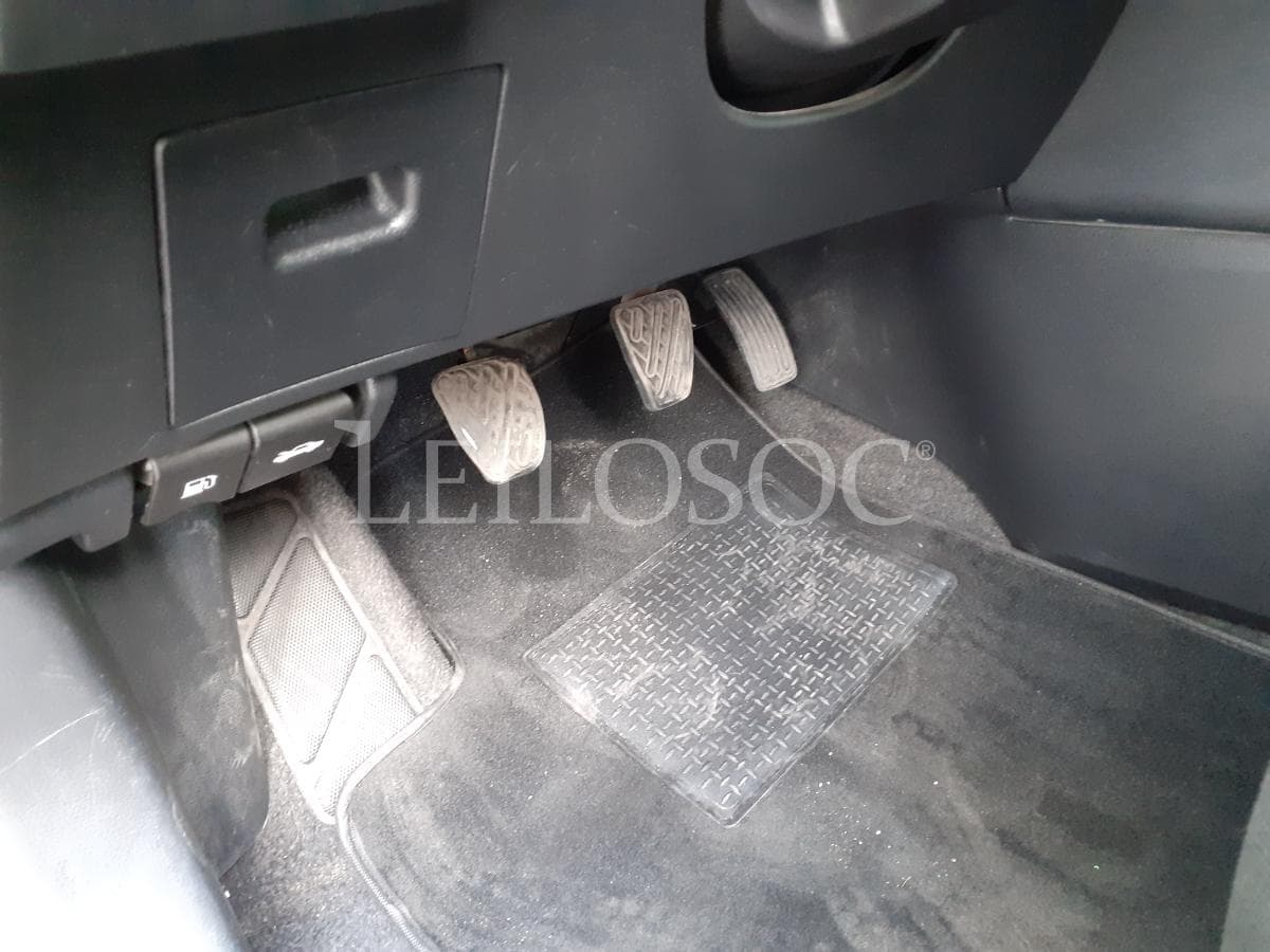 Nissan Qashqai 1.5 DCI · Ano 2010 — image 8