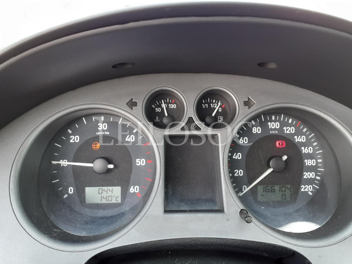 Seat Ibiza 1.4 TDI · Ano 2007 — imagem 12