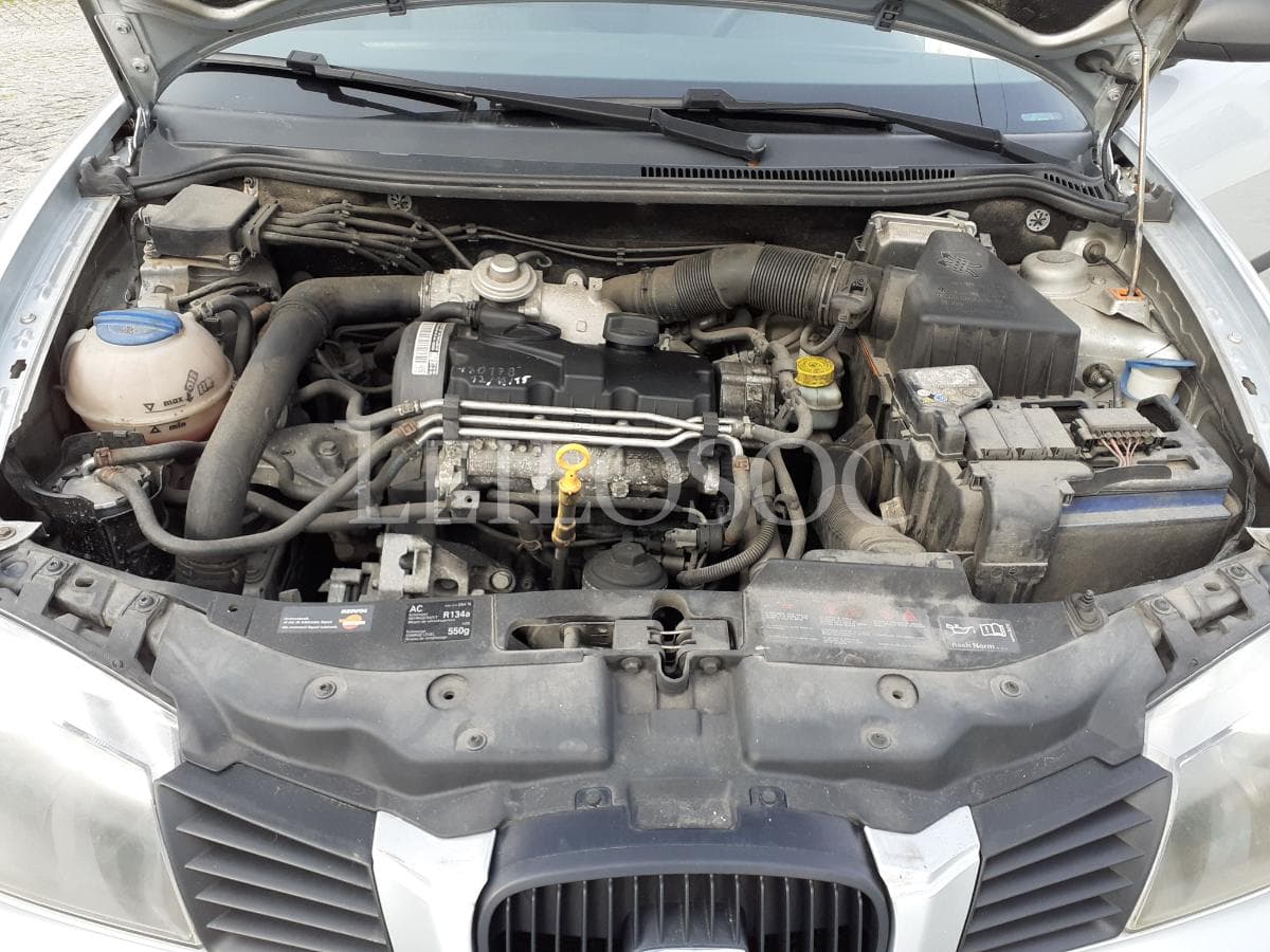 Seat Ibiza 1.4 TDI · Ano 2007 — imagem 15