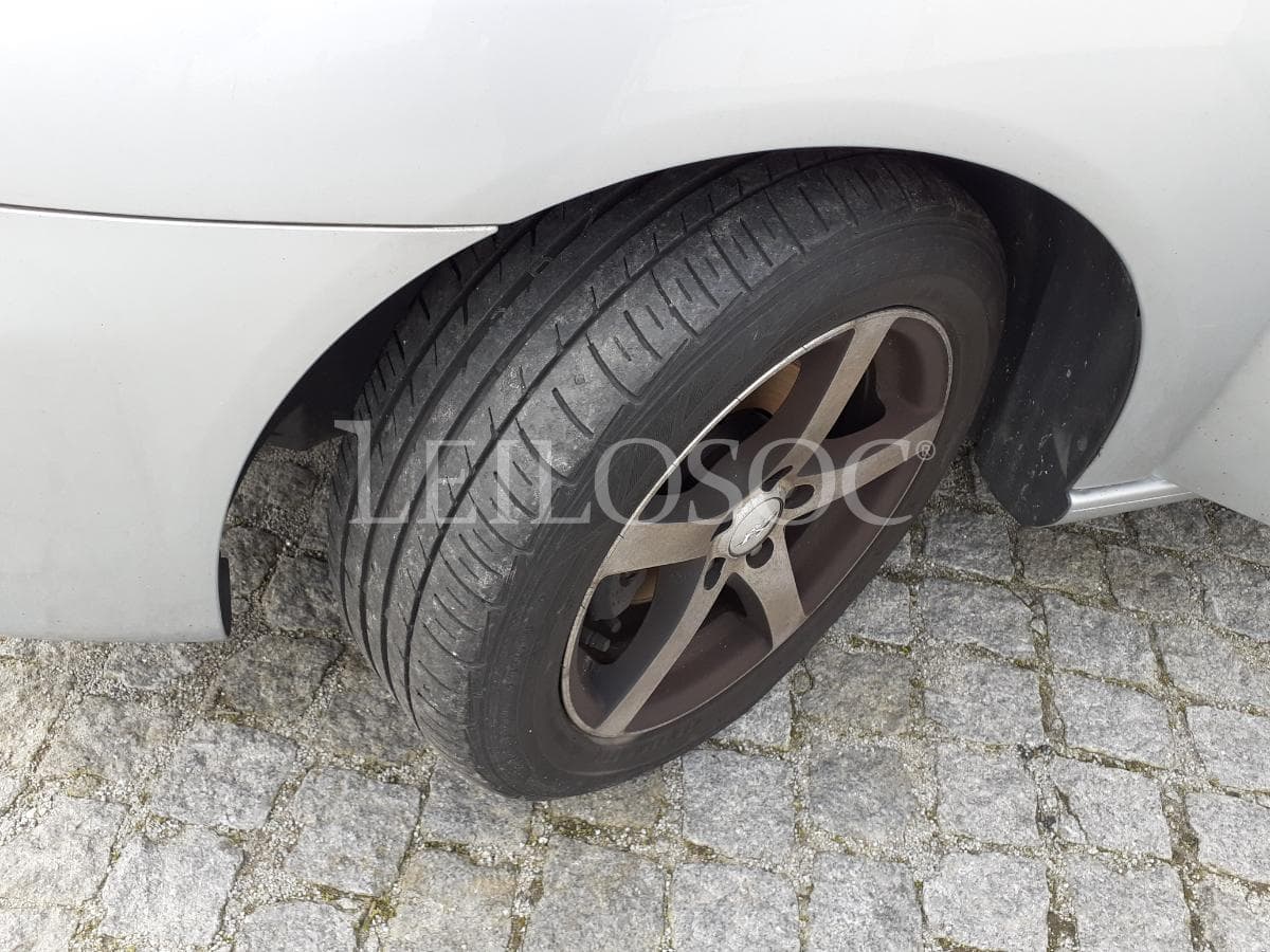 Seat Ibiza 1.4 TDI · Ano 2007 — imagem 20