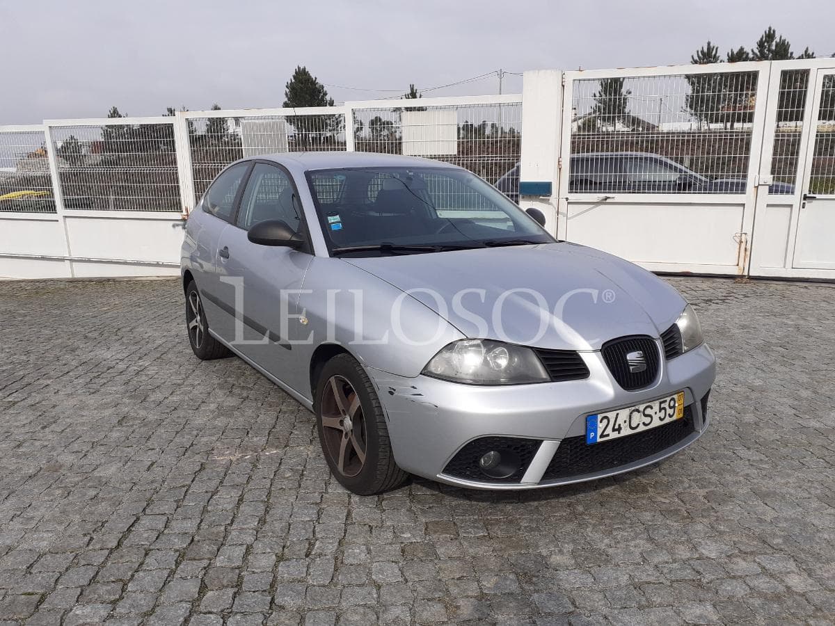 Seat Ibiza 1.4 TDI · Ano 2007 — imagem 3