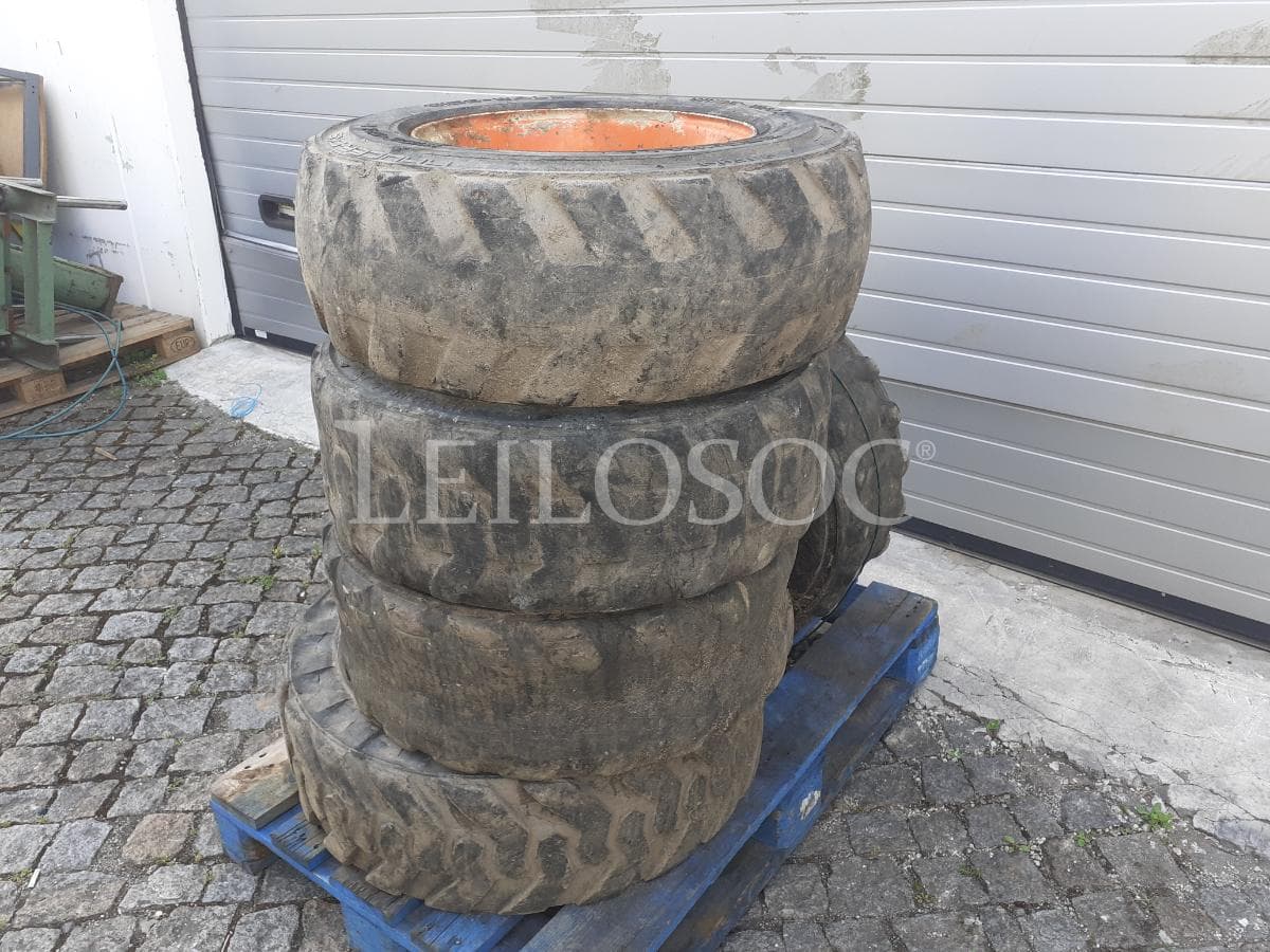 Pneus Bobcat — imagem 3