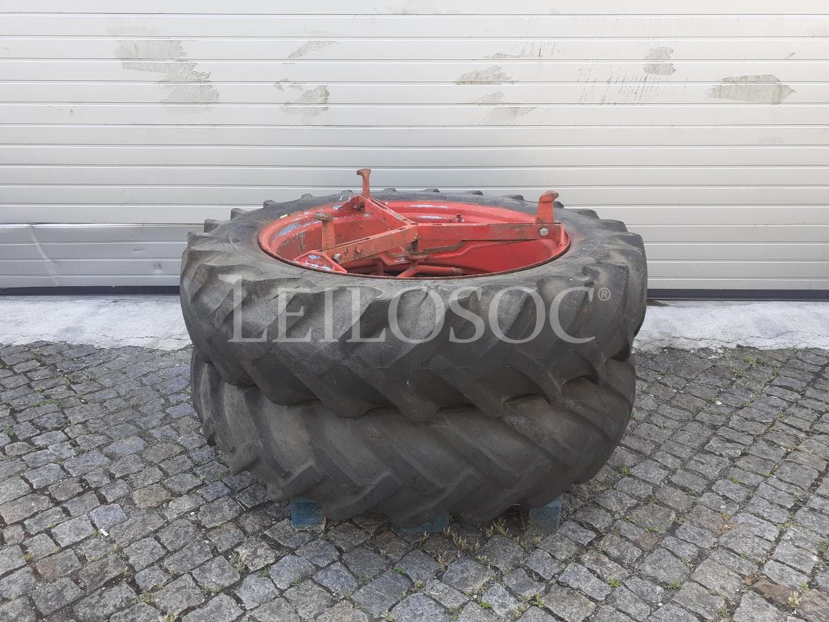 Pneus Trator