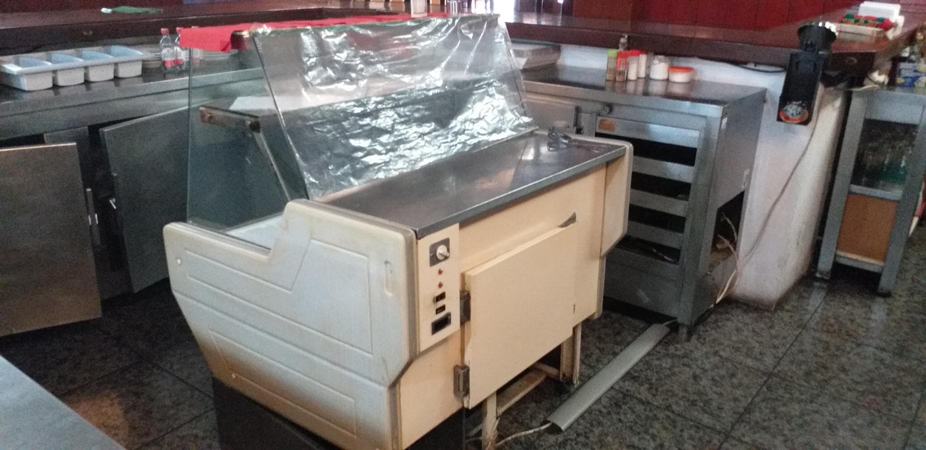 Equipamento de Restauração e Escritório — imagen 67