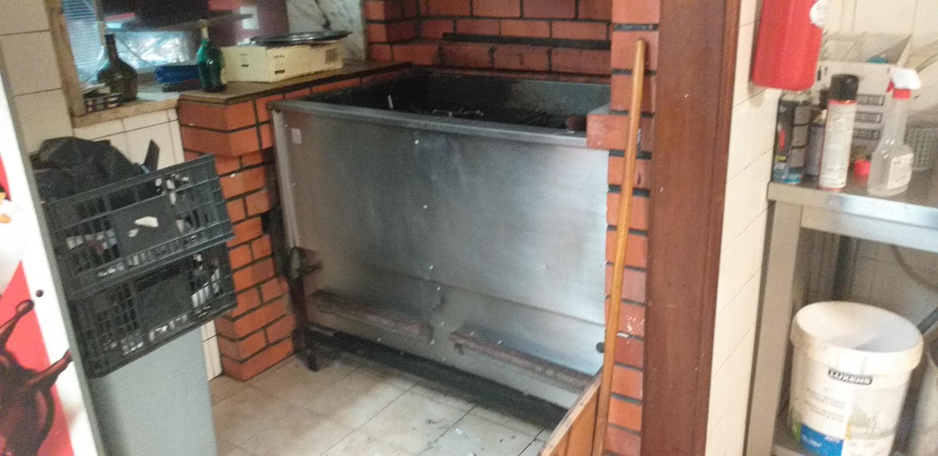 Equipamento de Restauração e Escritório — imagen 1
