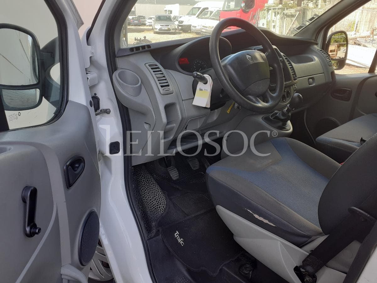 Renault Trafic 2.0 DCI · Isotérmica · Ano 2014 — imagen 7