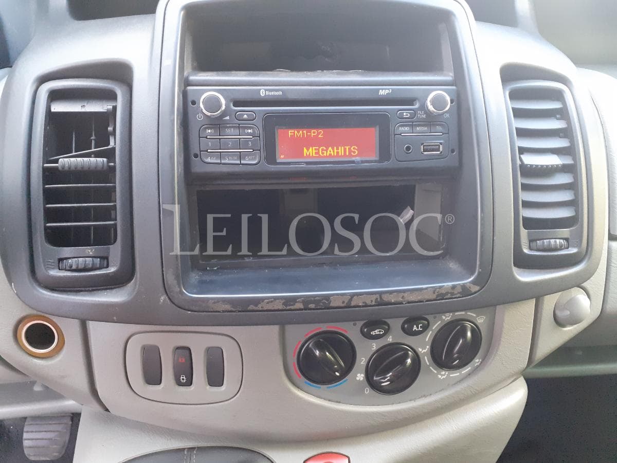 Renault Trafic 2.0 DCI · Isotérmica · Ano 2014 — imagen 12
