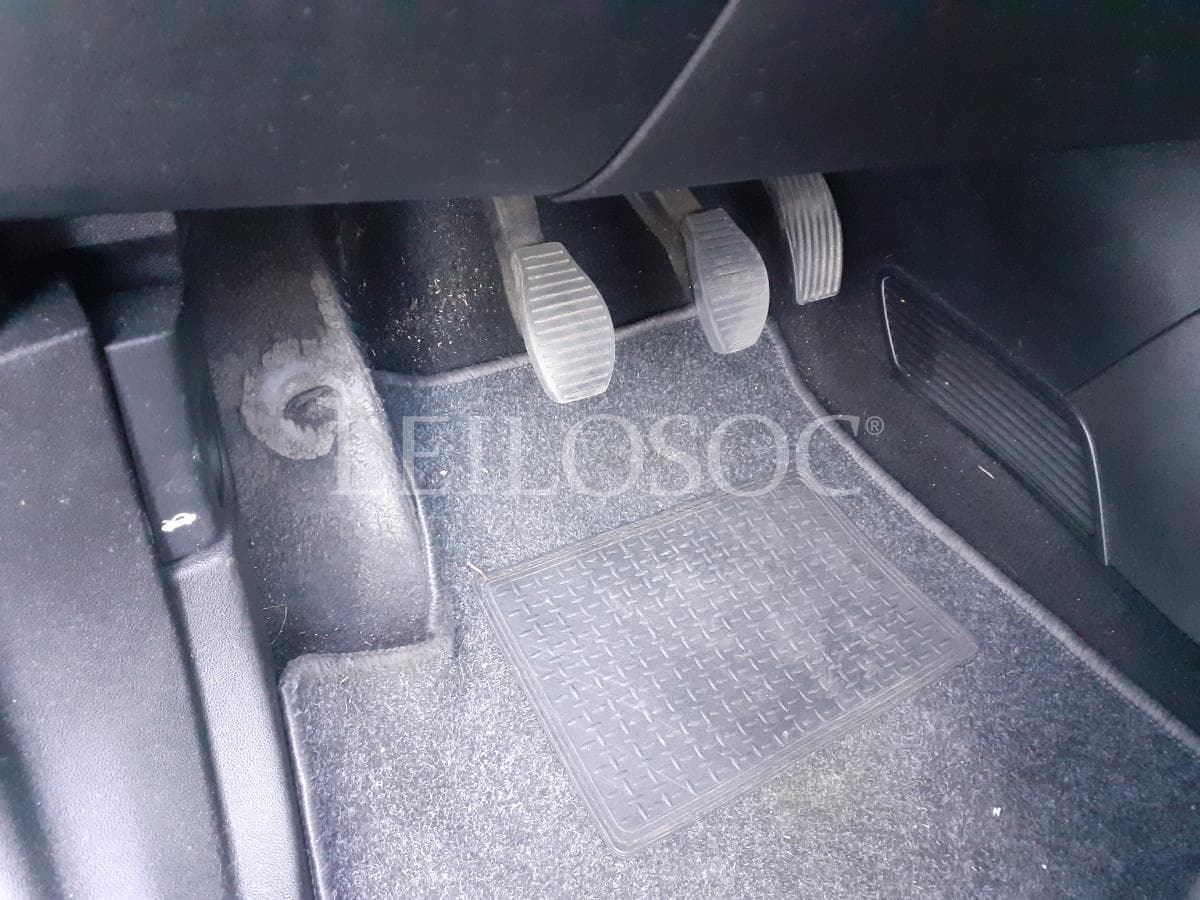 Fiat Punto 1.3 D Multijet · Ano 2009 — image 8