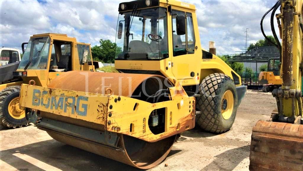 Rulo Compactador Bomag