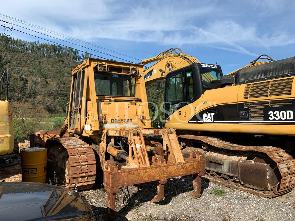 Bulldozer — image 4