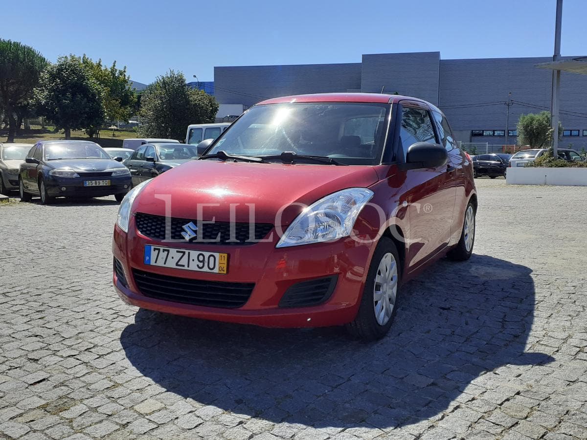 Suzuki Swift · Ano 2011 — image 3