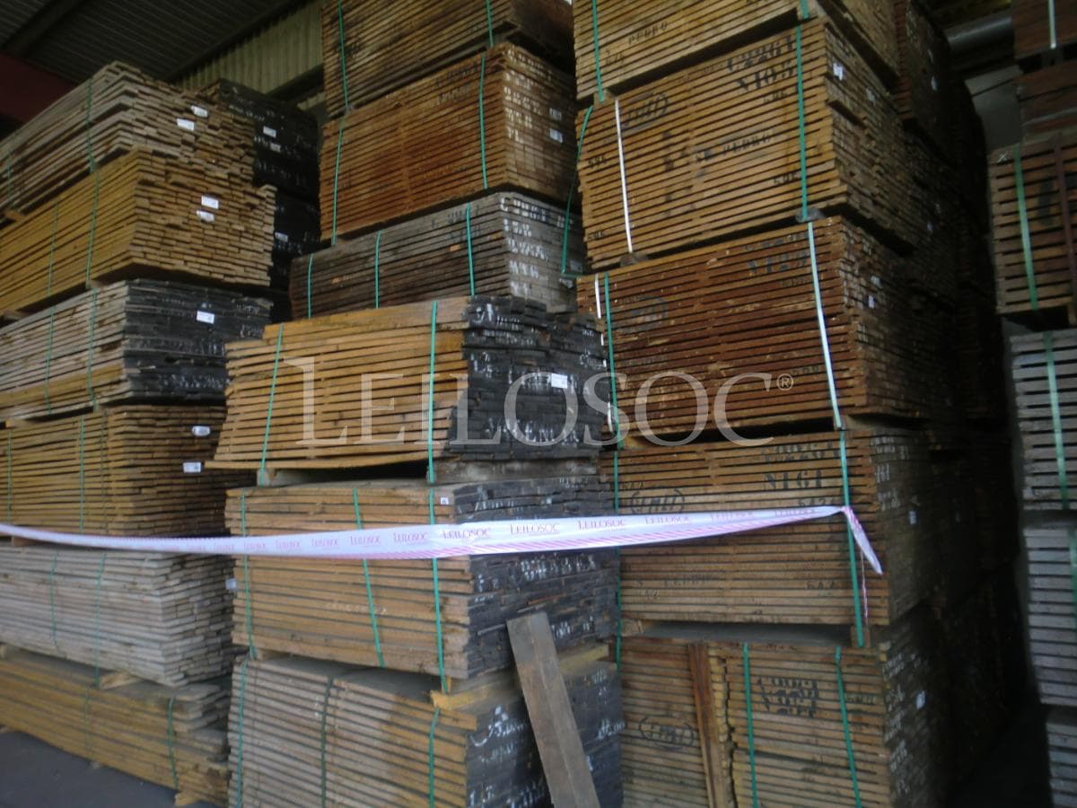 Wood — image 4