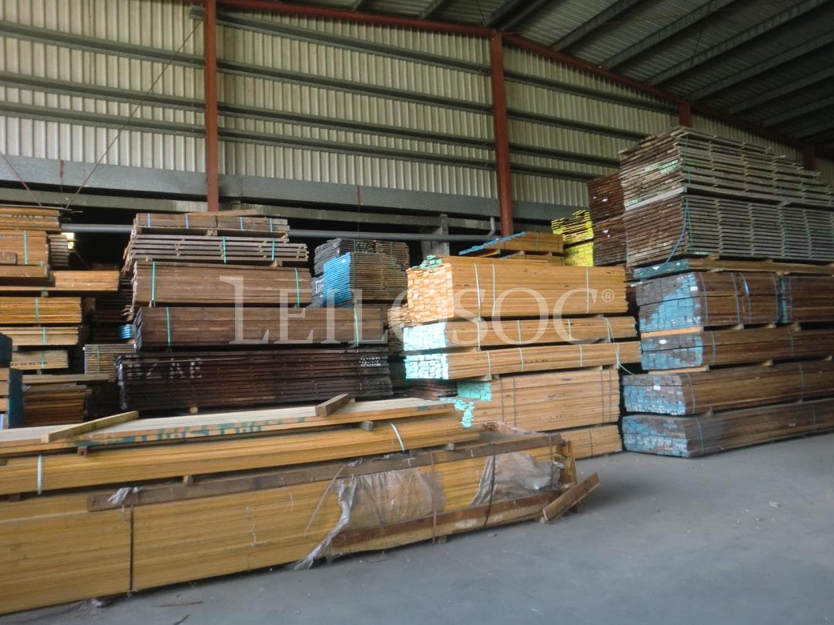 Wood — image 3
