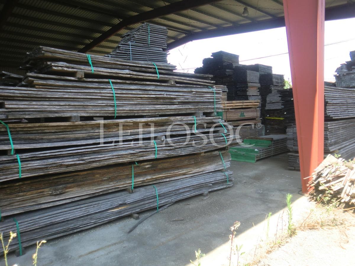 Wood — image 4