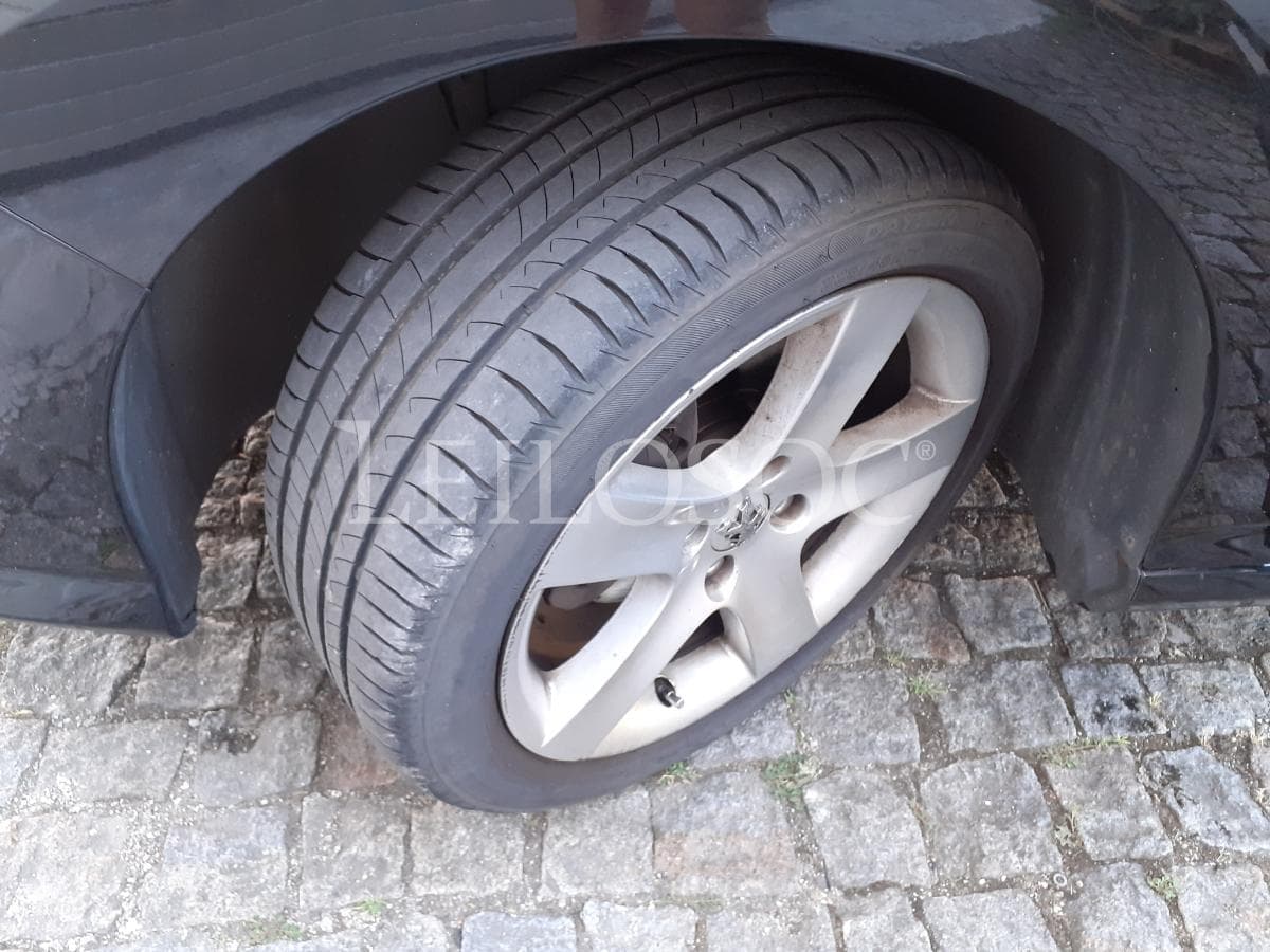Peugeot 308 SW 1.6 HDI · Ano 2009 — imagen 26