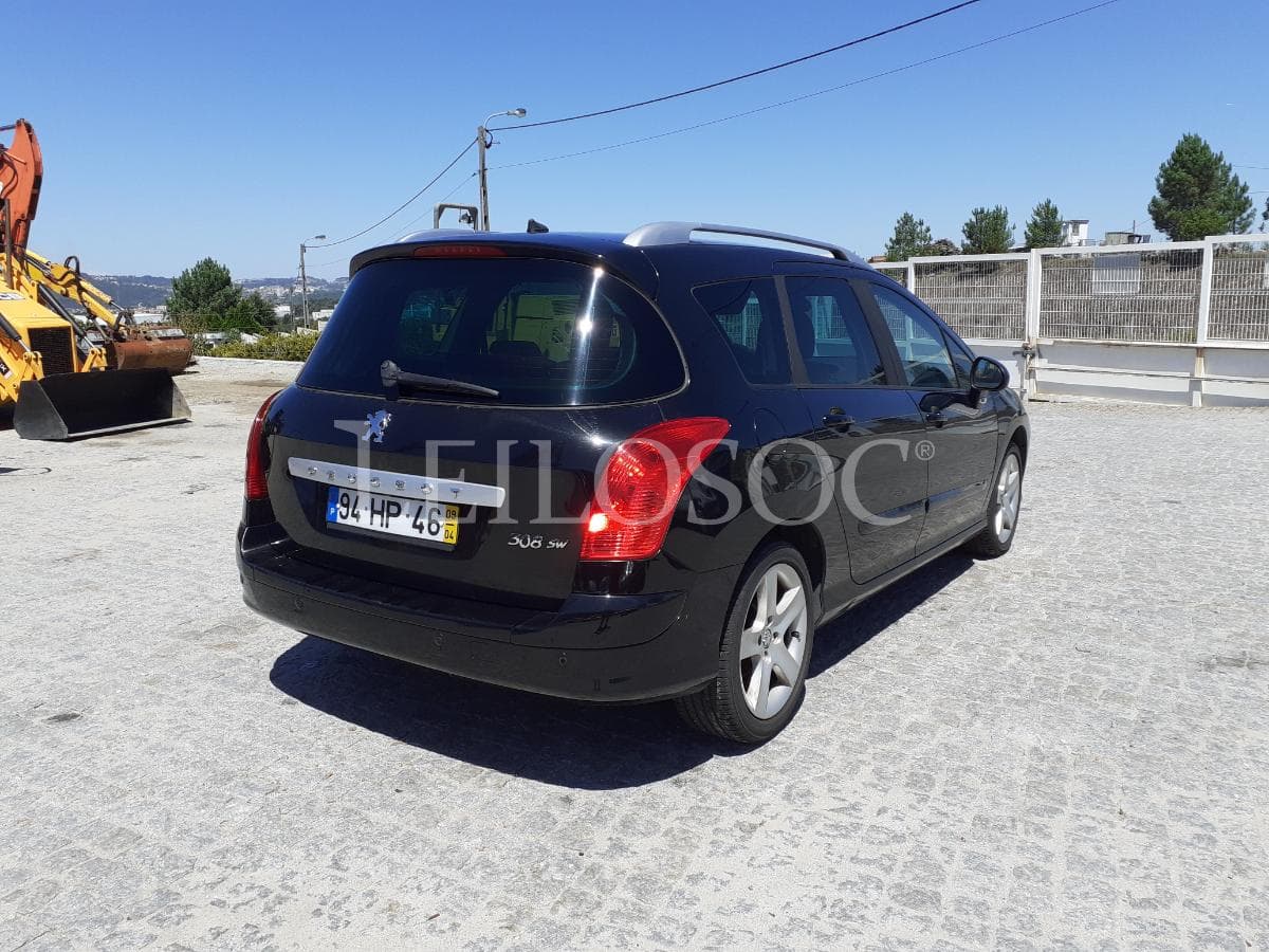 Peugeot 308 SW 1.6 HDI · Ano 2009 — imagen 6