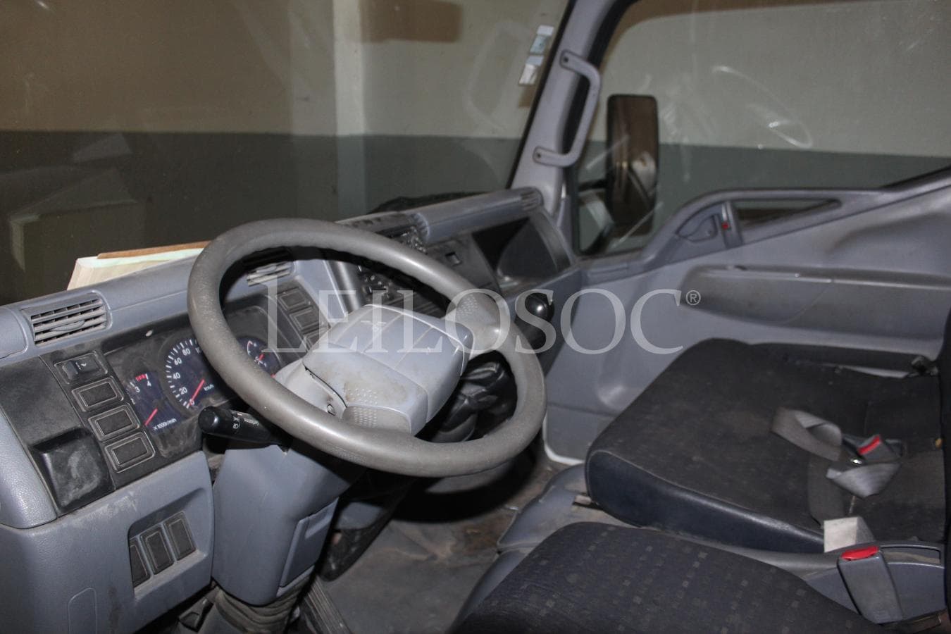 Mitsubishi Canter — image 7