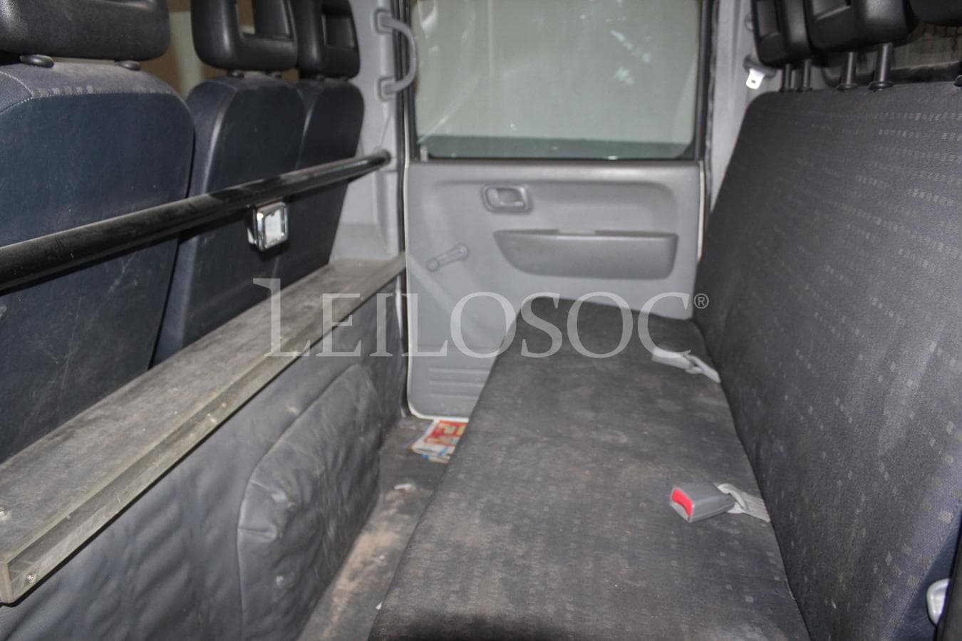 Mitsubishi Canter — image 8