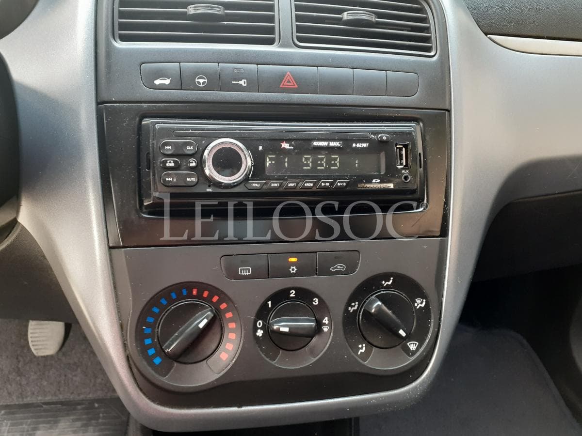 Fiat Punto · 2 Lugares · Ano 2008 — image 13