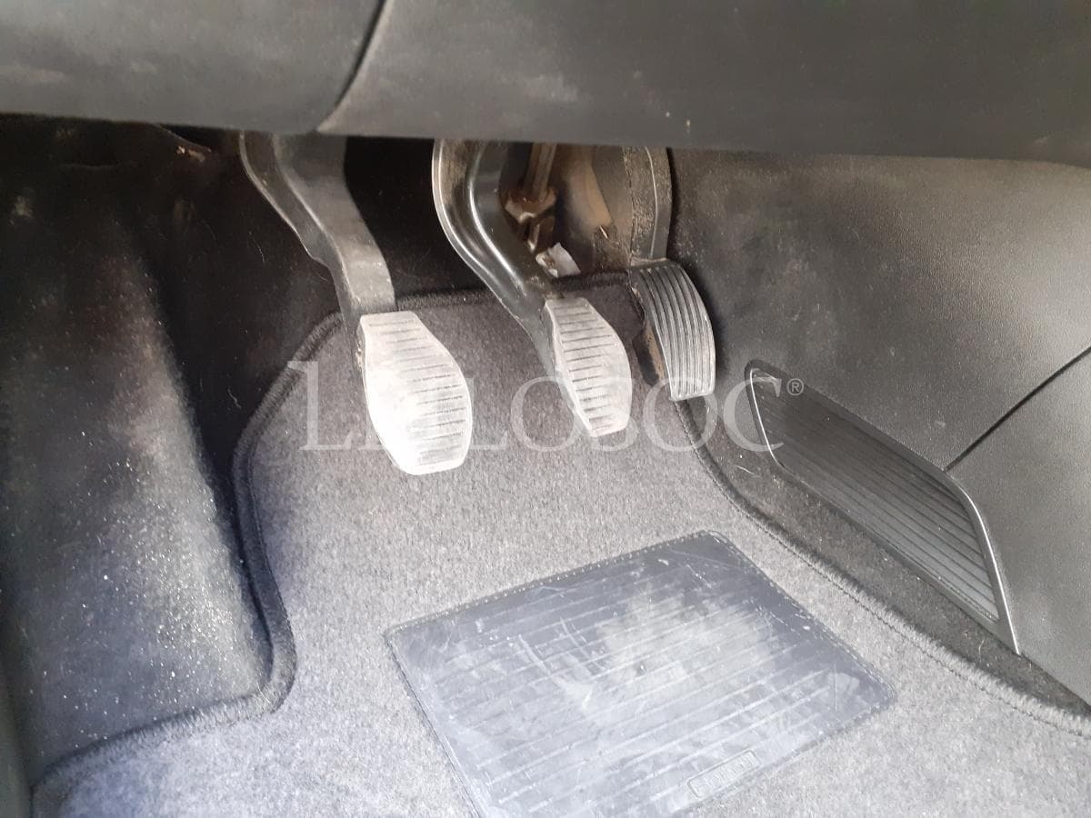 Fiat Punto · 2 Lugares · Ano 2008 — image 8