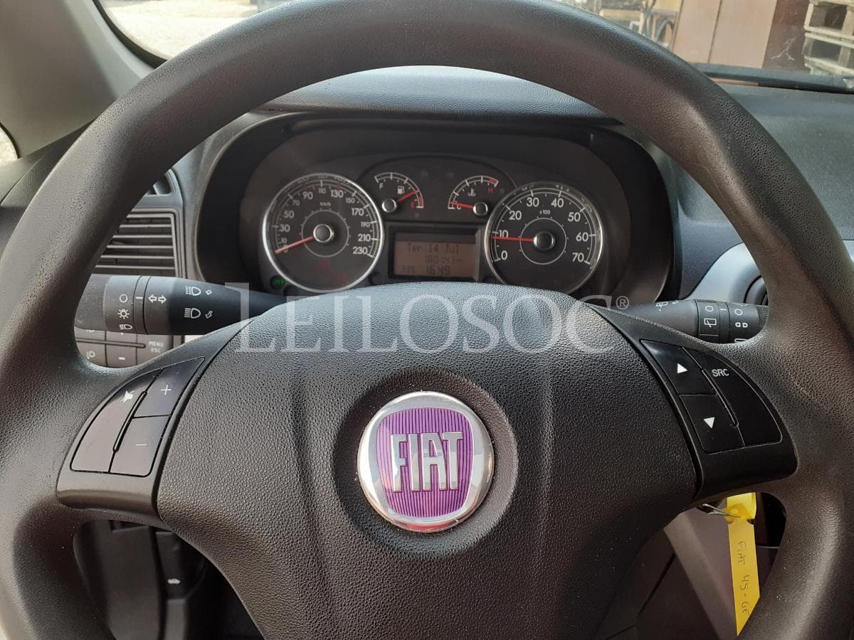 Fiat Punto · 2 Lugares · Ano 2008 — image 11