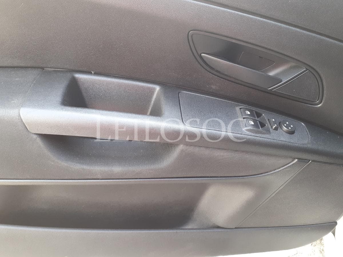 Fiat Punto · 2 Lugares · Ano 2008 — image 9