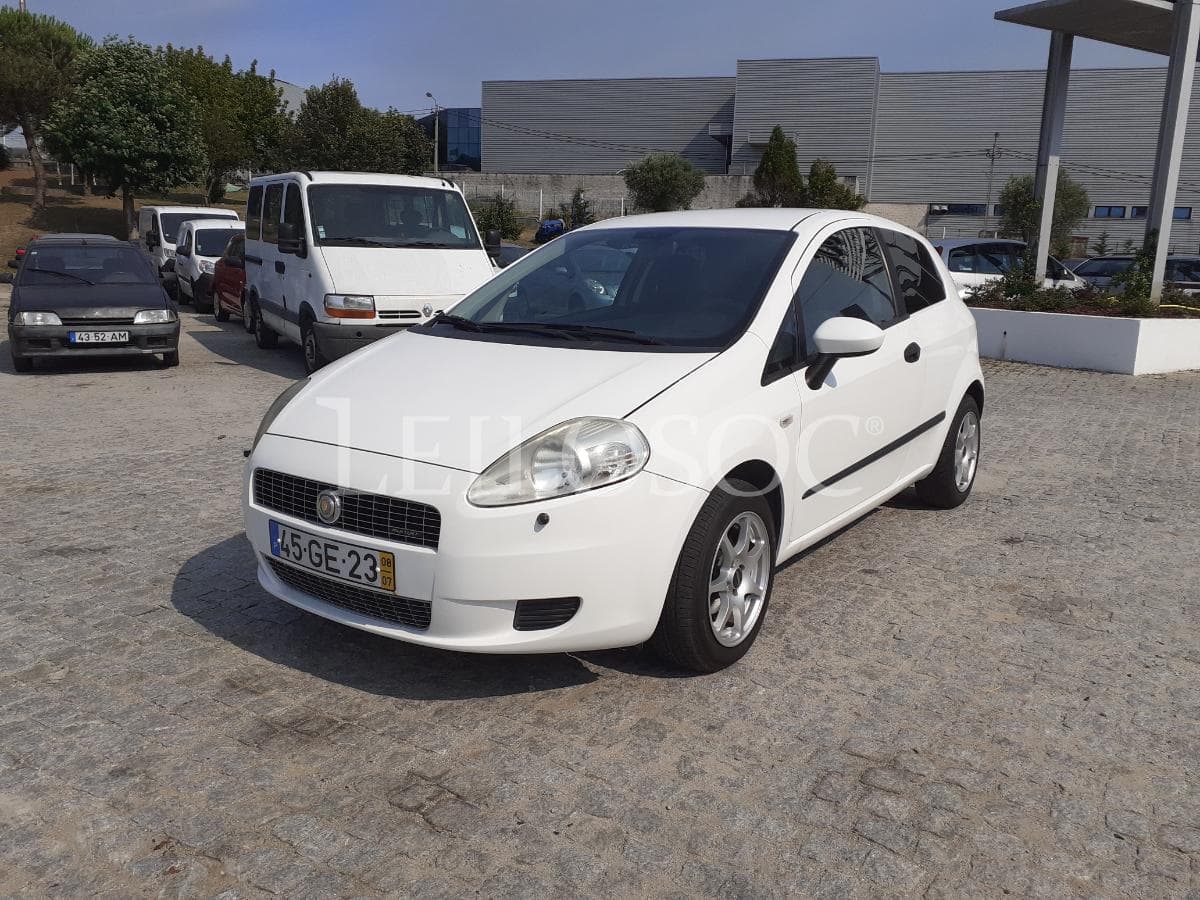 Fiat Punto · 2 Lugares · Ano 2008 — image 3