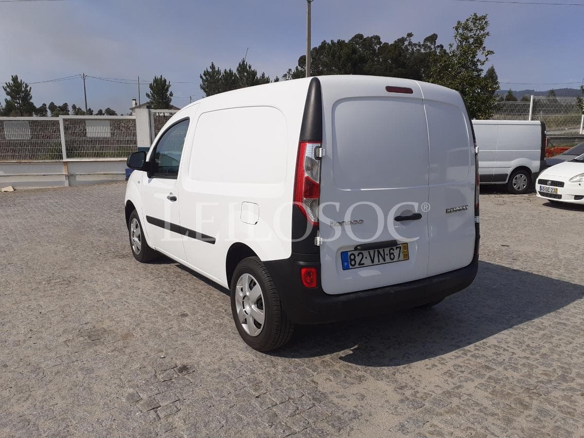 Renault Kangoo · 3 Lugares · Ano 2013 — image 6