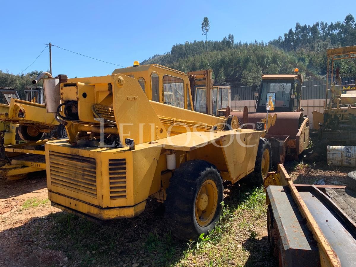 Telescopic Forklift — image 2