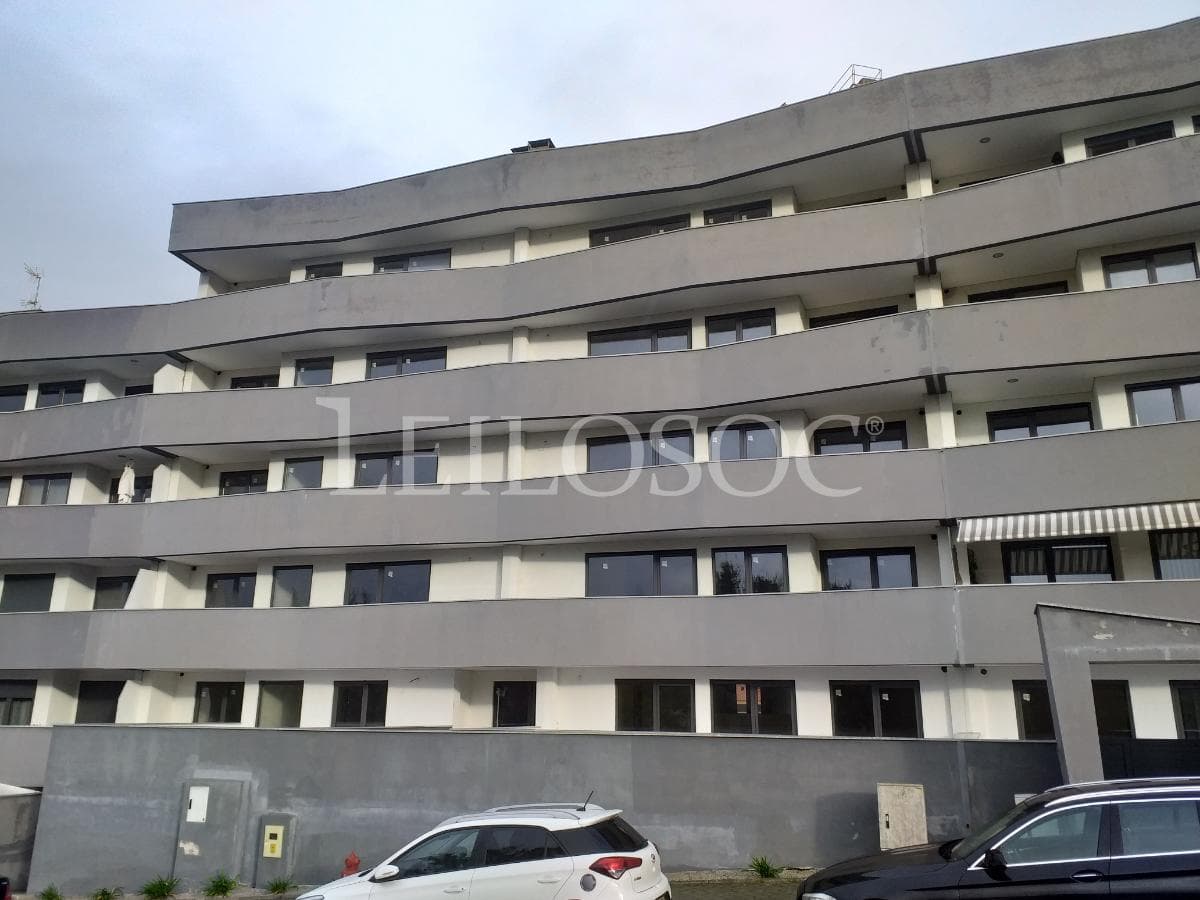 Apartamento T3 c/ Garagem · Chaves