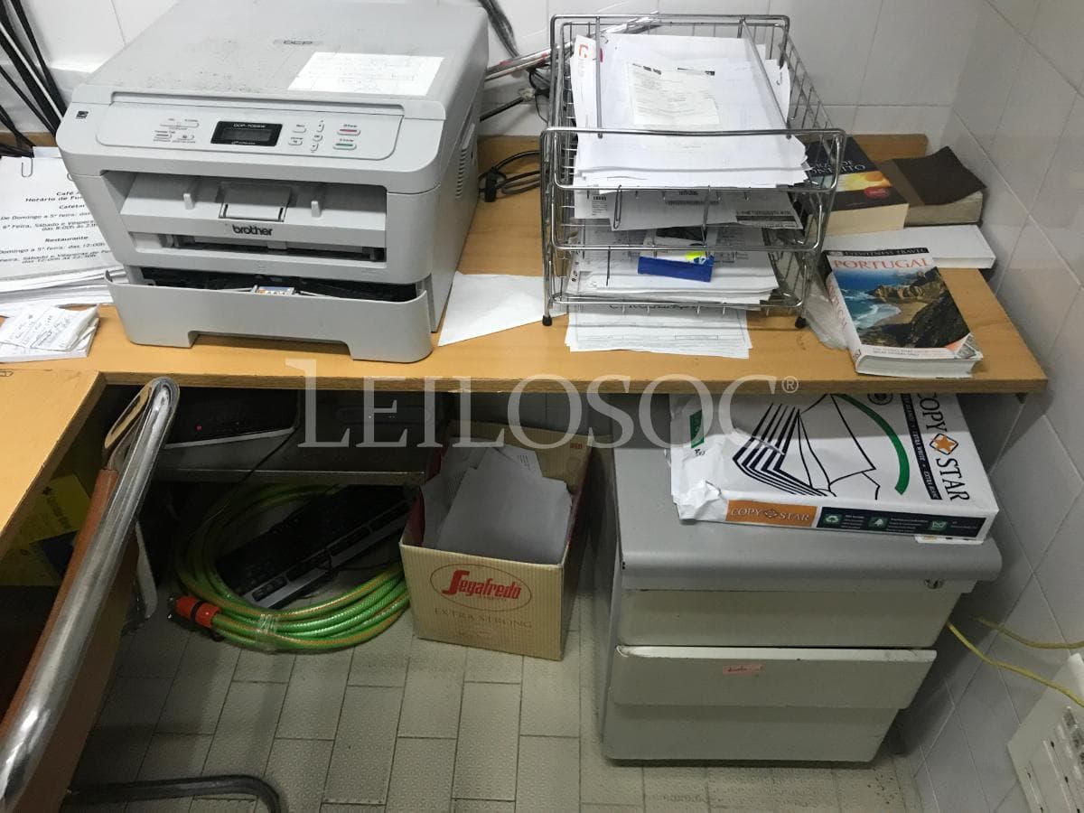 Equipamento Fabrico Pastelaria + Equipamentos de Frio + Equipamento Cozinha e Bar + Mobiliário Diverso + Equipamento Escritório — imagen 10