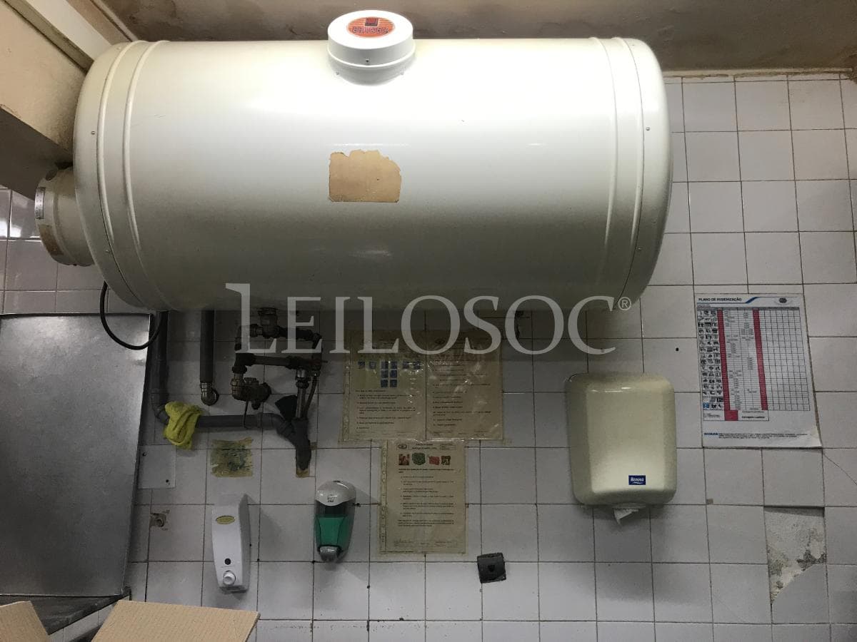 Equipamento Fabrico Pastelaria + Equipamentos de Frio + Equipamento Cozinha e Bar + Mobiliário Diverso + Equipamento Escritório — imagen 31