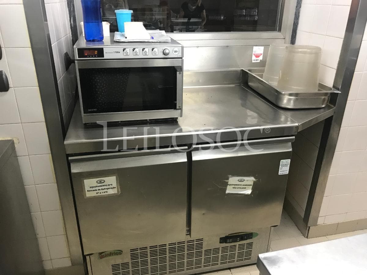 Equipamento Fabrico Pastelaria + Equipamentos de Frio + Equipamento Cozinha e Bar + Mobiliário Diverso + Equipamento Escritório — imagen 35
