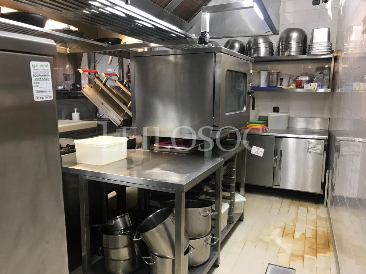 Equipamento Fabrico Pastelaria + Equipamentos de Frio + Equipamento Cozinha e Bar + Mobiliário Diverso + Equipamento Escritório — imagen 36