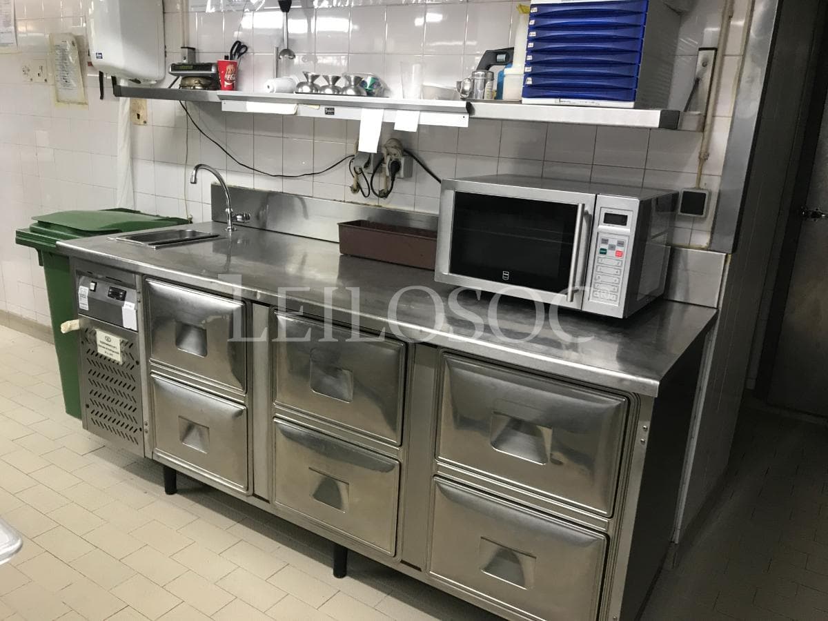 Equipamento Fabrico Pastelaria + Equipamentos de Frio + Equipamento Cozinha e Bar + Mobiliário Diverso + Equipamento Escritório — imagen 40
