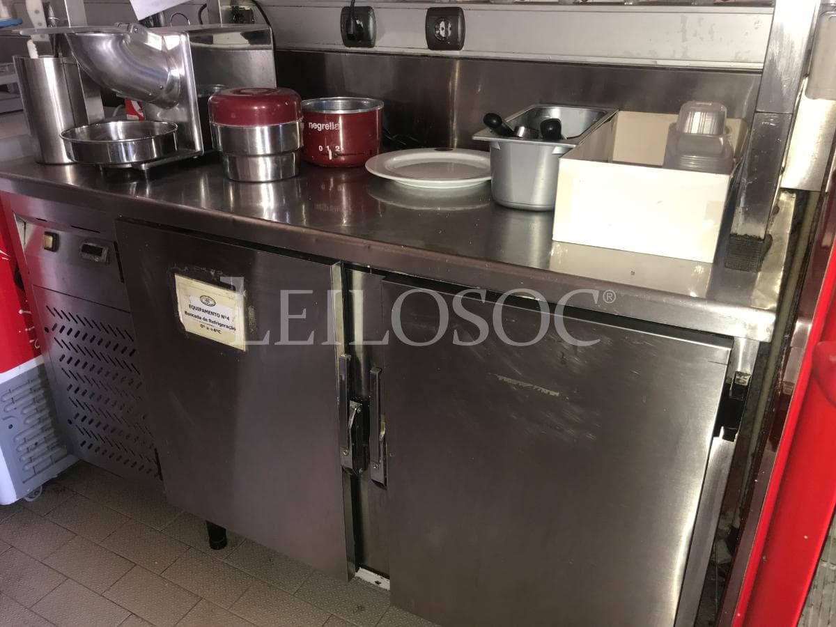 Equipamento Fabrico Pastelaria + Equipamentos de Frio + Equipamento Cozinha e Bar + Mobiliário Diverso + Equipamento Escritório — imagen 46