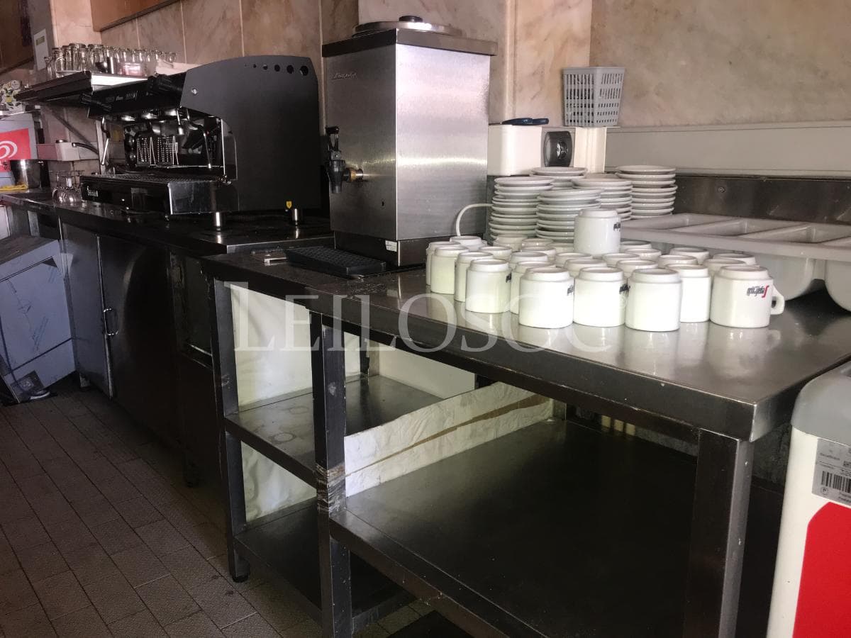 Equipamento Fabrico Pastelaria + Equipamentos de Frio + Equipamento Cozinha e Bar + Mobiliário Diverso + Equipamento Escritório — imagen 50