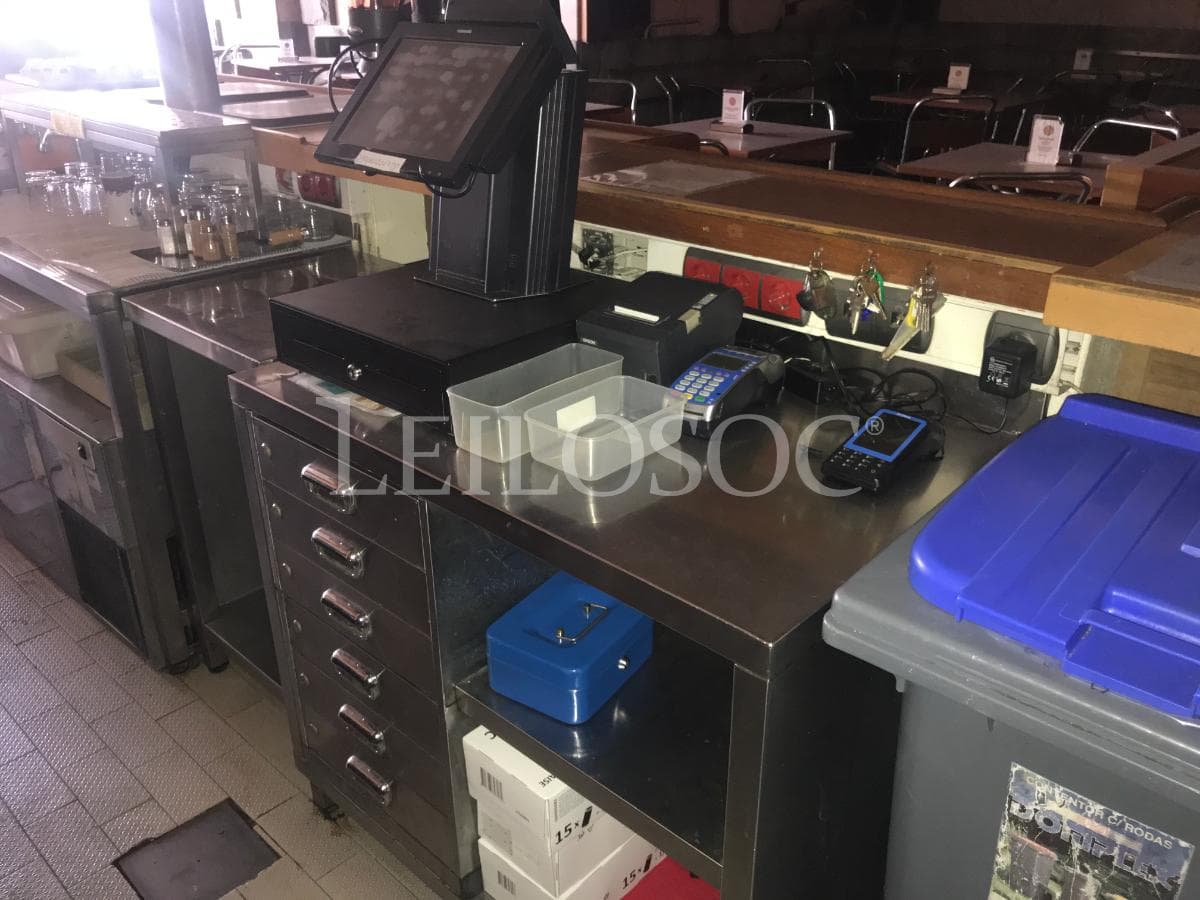 Equipamento Fabrico Pastelaria + Equipamentos de Frio + Equipamento Cozinha e Bar + Mobiliário Diverso + Equipamento Escritório — imagen 53